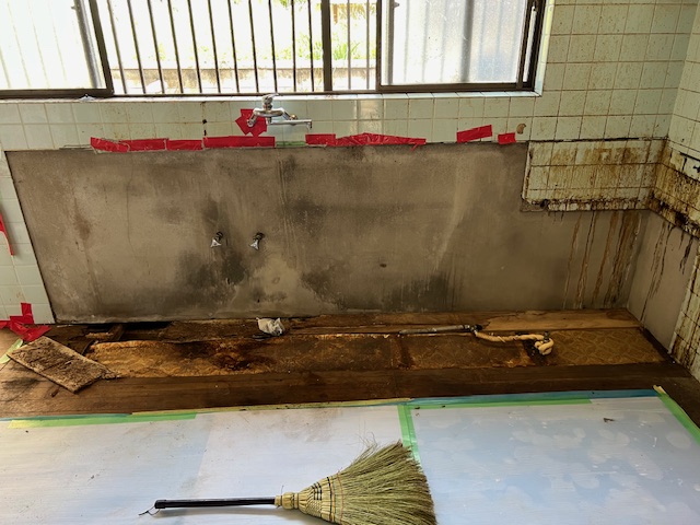 2024.6.20 キッチン床状況